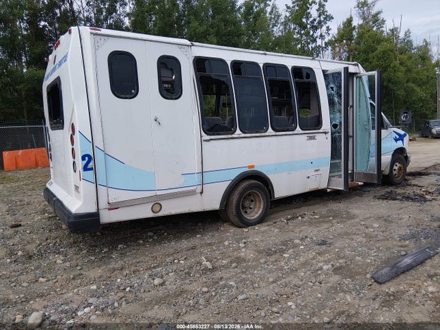 45853227 :رقم المزاد ، 1FDXE45S61HA87273 vin ، 2001 Ford E-450 Cutaway Standard مزاد بيع