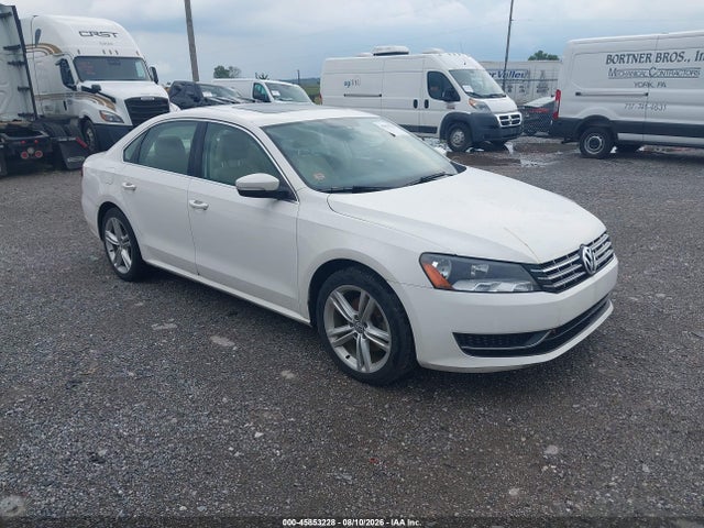 45853228 :رقم المزاد ، 1VWBN7A32EC106206 vin ، 2014 Volkswagen Passat 2.0l Tdi Se مزاد بيع