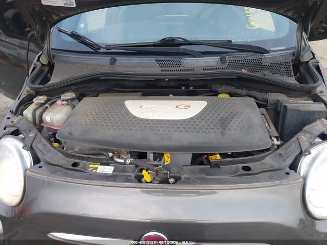 Fiat 500E BATTERY ELECTRIC 2016 3C3CFFGE2GT143033 Image 10