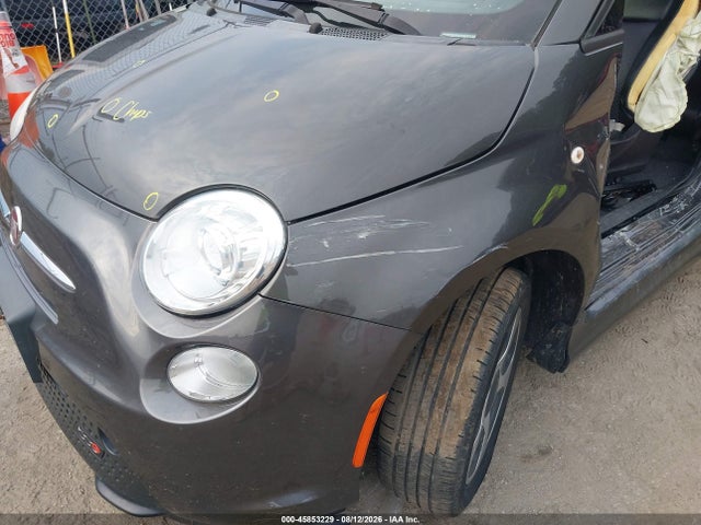 Fiat 500E BATTERY ELECTRIC 2016 3C3CFFGE2GT143033 Image 6