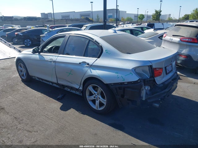 BMW 320i 2015 WBA3B1C58FK141543 Image 3