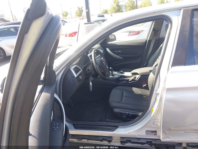 BMW 320i 2015 WBA3B1C58FK141543 Image 5