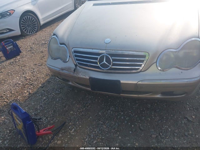 45853253 :رقم المزاد ، WDBRF61JX2F163589 vin ، 2002 Mercedes-benz C 240 مزاد بيع