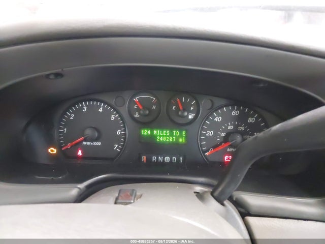 45853257 :رقم المزاد ، 1FAFP53U95A111753 vin ، 2005 Ford Taurus Se مزاد بيع