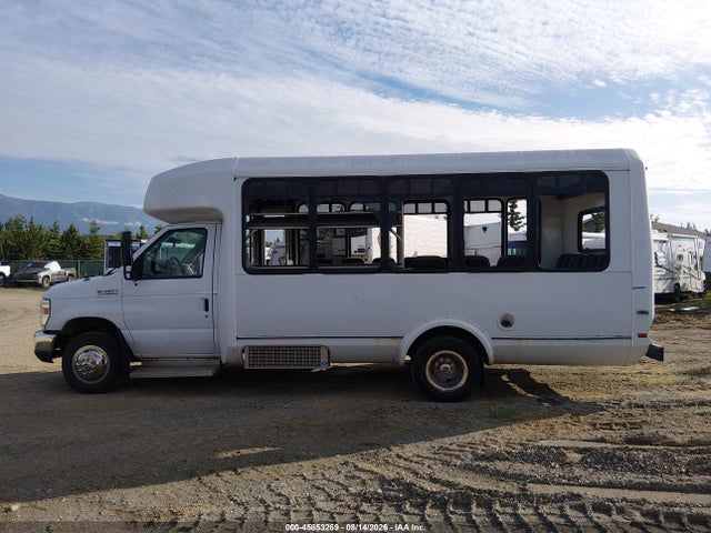 Ford E-450 Cutaway 2015 1FDFE4FS9FDA02919 Image 14