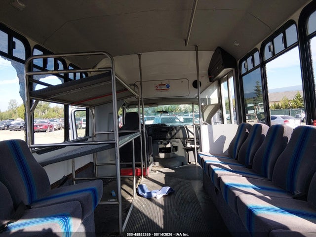 Ford E-450 Cutaway 2015 1FDFE4FS9FDA02919 Image 6