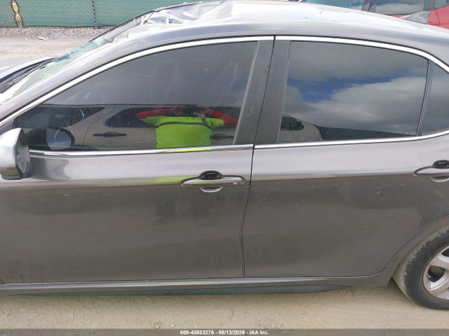Продаж на аукціоні авто 2020 Toyota Camry Se, vin: 4T1G11AK0LU504218, номер лоту: 45853276