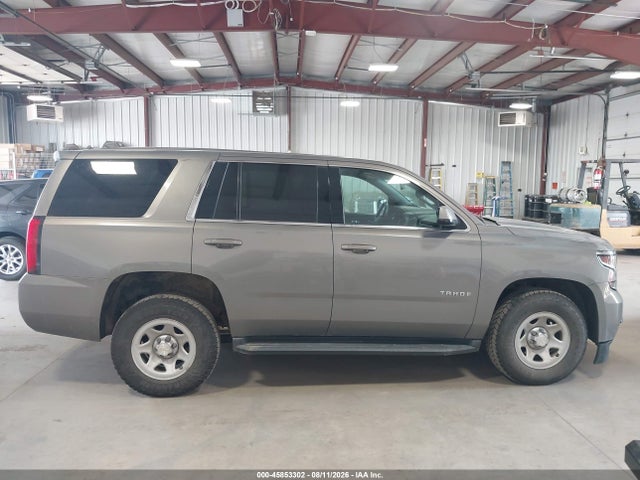 2017 Chevrolet Tahoe Commercial მანქანა იყიდება აუქციონზე, vin: 1GNSKEEC6HR295171, აუქციონის ნომერი: 45853302