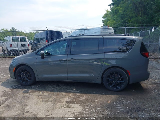 Aukcja sprzedaży 2023 Chrysler Pacifica Touring L, vin: 2C4RC1BG2PR616880, numer aukcji: 45853312