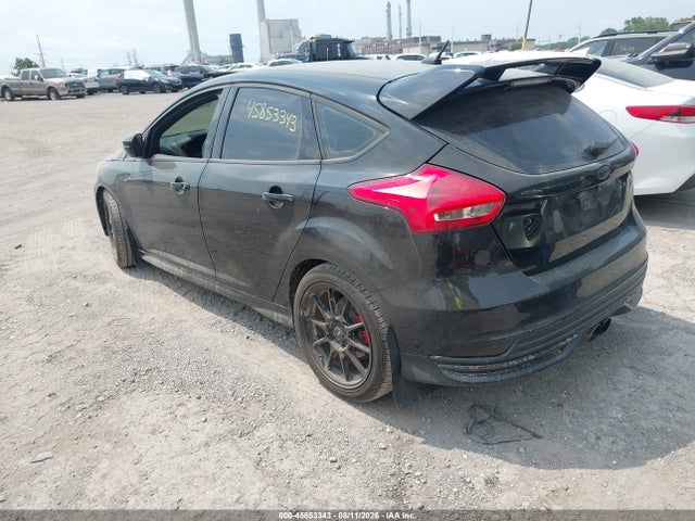 Продажа на аукционе авто 2017 Ford Focus St, vin: 1FADP3L99HL312553, номер лота: 45853343