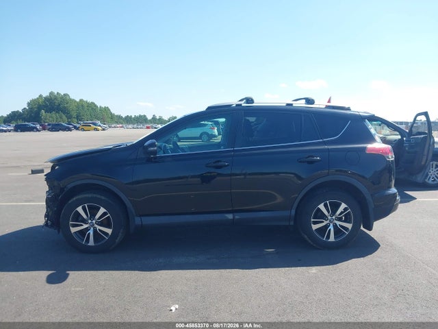 45853370 :رقم المزاد ، 2T3RFREV4JW793184 vin ، 2018 Toyota Rav4 Xle مزاد بيع