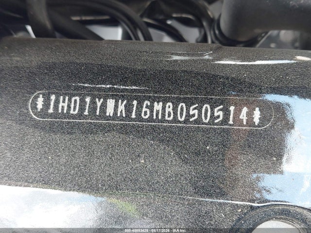 Harley-Davidson FXLRS 2021 1HD1YWK16MB050514 Image 10