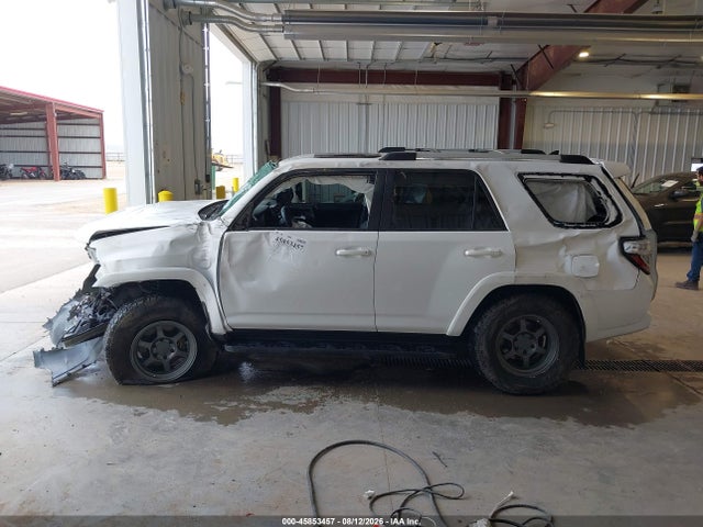 2015 Toyota 4runner Sr5 V6 მანქანა იყიდება აუქციონზე, vin: JTEBU5JR2F5269714, აუქციონის ნომერი: 45853457