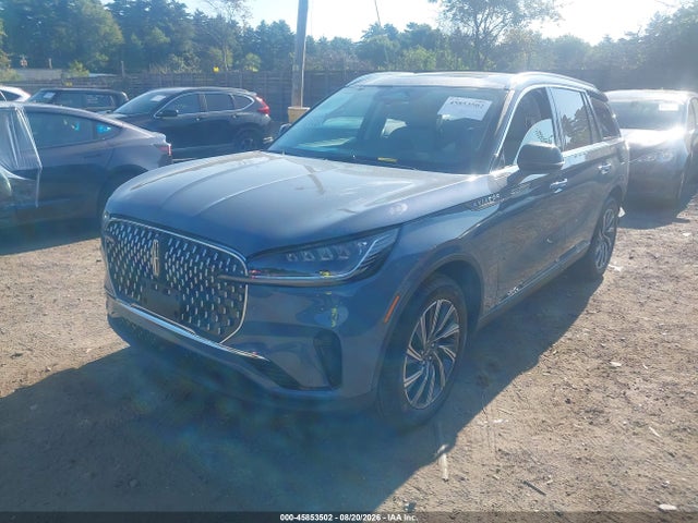 Lincoln Aviator Premiere 2026 5LM5J6XC2TGL21760 Image 2