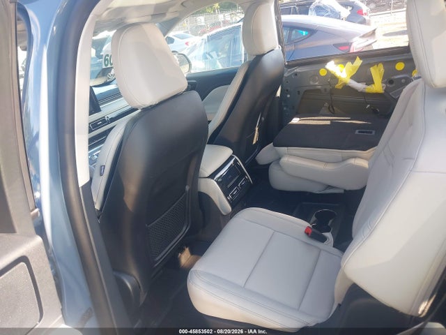 Lincoln Aviator Premiere 2026 5LM5J6XC2TGL21760 Image 8