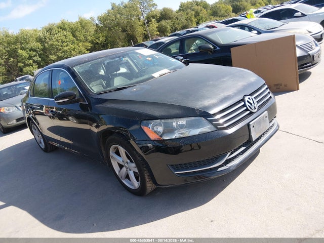 2013 Volkswagen Passat 2.5l Se მანქანა იყიდება აუქციონზე, vin: 1VWBH7A3XDC010863, აუქციონის ნომერი: 45853541
