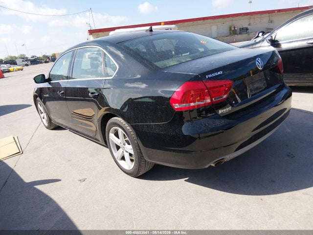 2013 Volkswagen Passat 2.5l Se მანქანა იყიდება აუქციონზე, vin: 1VWBH7A3XDC010863, აუქციონის ნომერი: 45853541