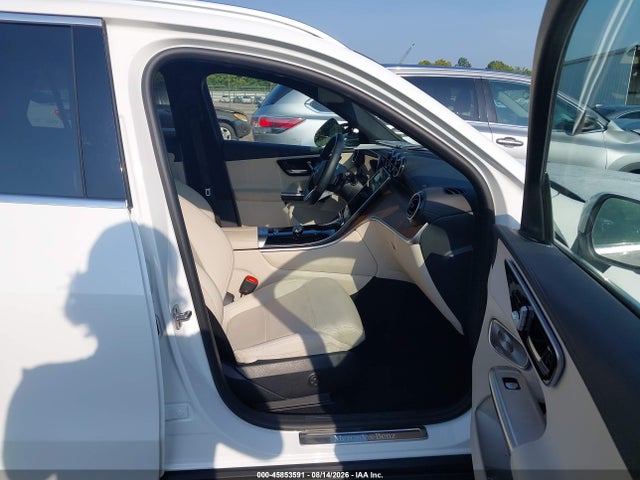 45853591 :رقم المزاد ، W1NKM4HB1RF211527 vin ، 2024 Mercedes-benz Glc 300 4matic Suv مزاد بيع