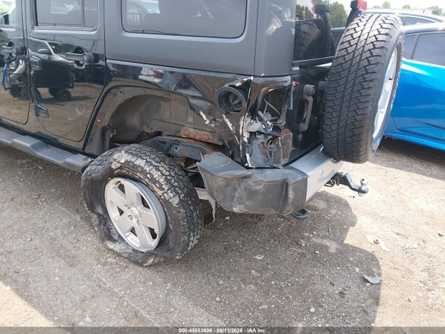 45853606 :رقم المزاد ، 1C4HJWEGXCL184326 vin ، 2012 Jeep Wrangler Unlimited Sahara مزاد بيع