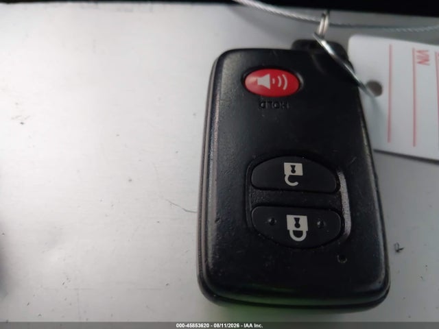 Toyota Prius Two 2014 JTDKN3DU5E1758555 Image 11