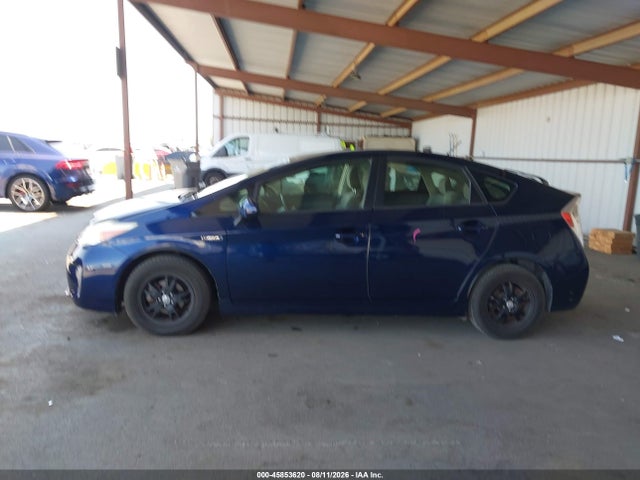 Toyota Prius Two 2014 JTDKN3DU5E1758555 Image 14