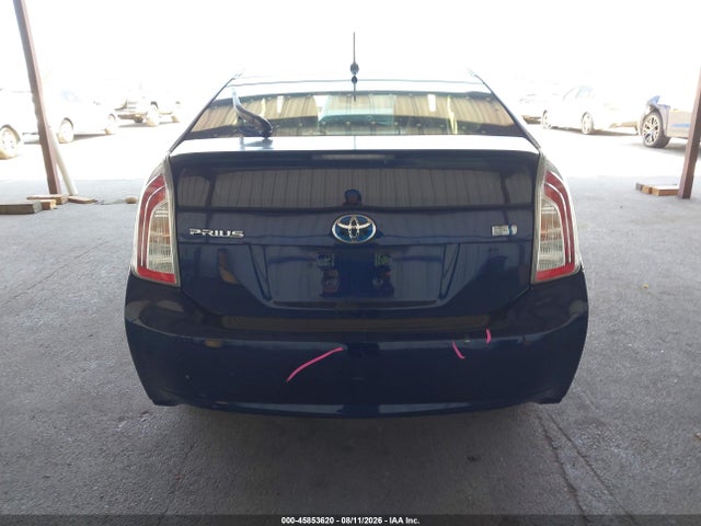 Toyota Prius Two 2014 JTDKN3DU5E1758555 Image 16