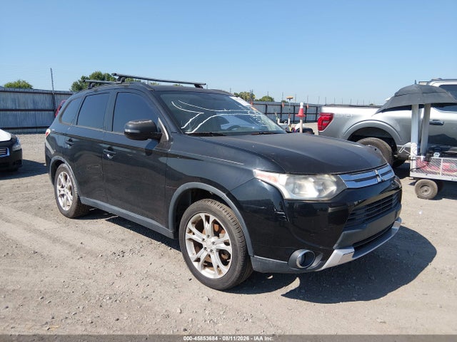 45853684 :رقم المزاد ، JA4AD3A33FZ000494 vin ، 2015 Mitsubishi Outlander Se مزاد بيع