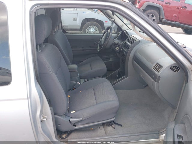 45853735 :رقم المزاد ، 1N6DD26T04C404730 vin ، 2004 Nissan Frontier Xe مزاد بيع
