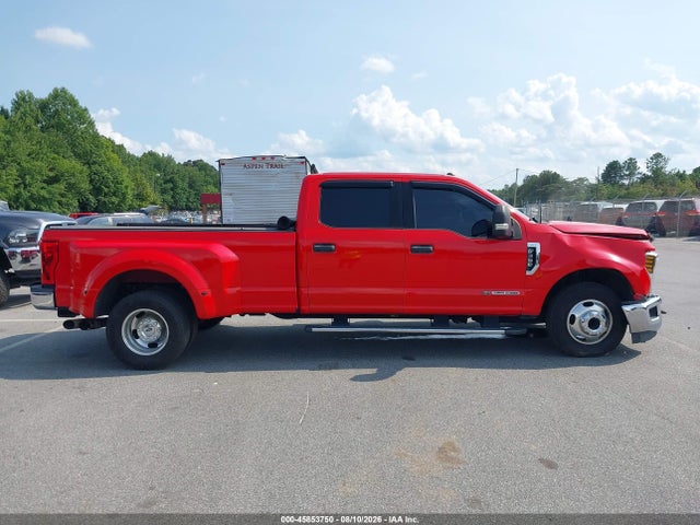 45853750 :رقم المزاد ، 1FT8W3CT2JEB61561 vin ، 2018 Ford F-350 Xlt مزاد بيع