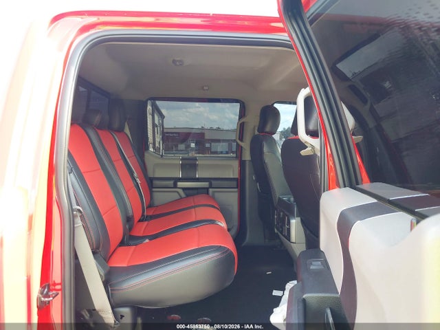 45853750 :رقم المزاد ، 1FT8W3CT2JEB61561 vin ، 2018 Ford F-350 Xlt مزاد بيع