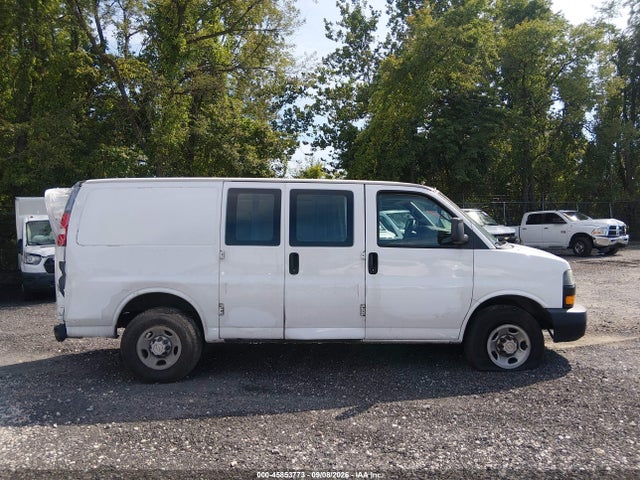 Продажа на аукционе авто 2020 Chevrolet Express Cargo Rwd 2500 Regular Wheelbase Wt, vin: 1GCWGAFG1L1269168, номер лота: 45853773
