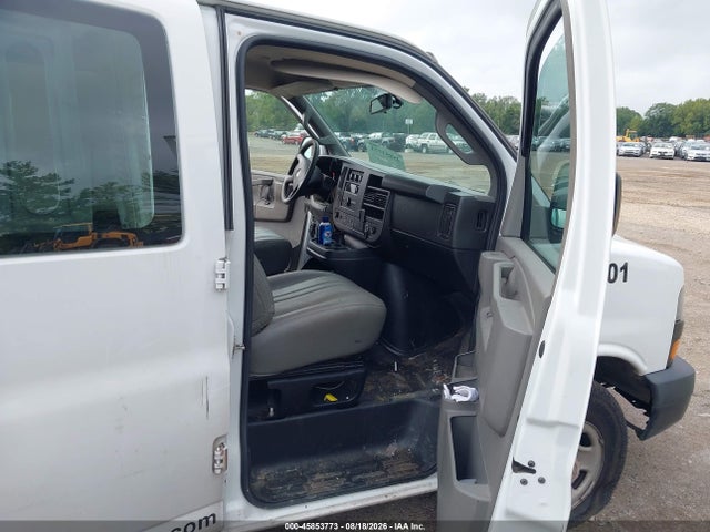 Продажа на аукционе авто 2020 Chevrolet Express Cargo Rwd 2500 Regular Wheelbase Wt, vin: 1GCWGAFG1L1269168, номер лота: 45853773