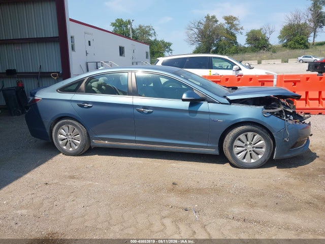 Aukcja sprzedaży 2016 Hyundai Sonata Hybrid Se, vin: KMHE24L19GA036166, numer aukcji: 45853819
