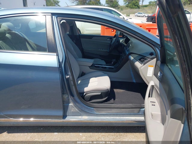 Aukcja sprzedaży 2016 Hyundai Sonata Hybrid Se, vin: KMHE24L19GA036166, numer aukcji: 45853819