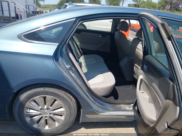 Aukcja sprzedaży 2016 Hyundai Sonata Hybrid Se, vin: KMHE24L19GA036166, numer aukcji: 45853819