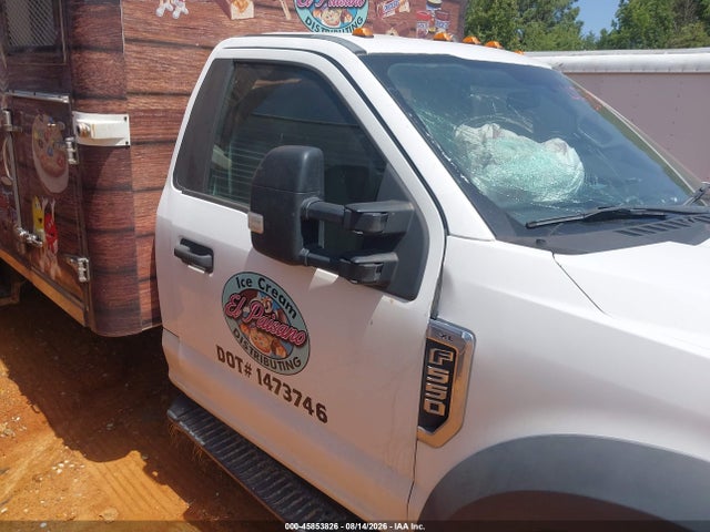 45853826 :رقم المزاد ، 1FDUF5GY9HDA00278 vin ، 2017 Ford F-550 Chassis Xl/xlt مزاد بيع