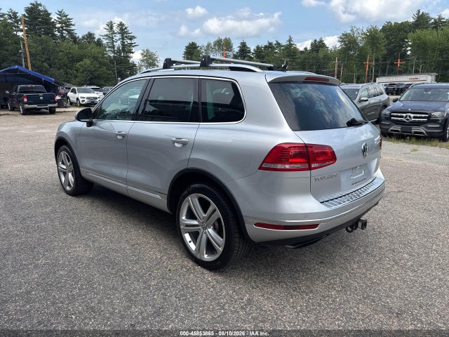 Продаж на аукціоні авто 2017 Volkswagen Touareg V6 Executive, vin: WVGGF7BP8HD001557, номер лоту: 45853865