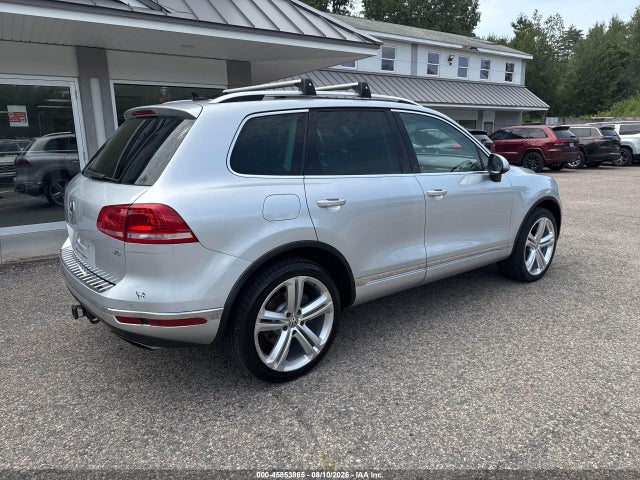 Продаж на аукціоні авто 2017 Volkswagen Touareg V6 Executive, vin: WVGGF7BP8HD001557, номер лоту: 45853865