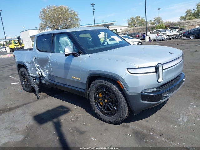 2024 Rivian R1t Launch Edition Quad Motor Large Pack მანქანა იყიდება აუქციონზე, vin: 7FCTGAAL8RN032163, აუქციონის ნომერი: 45853873
