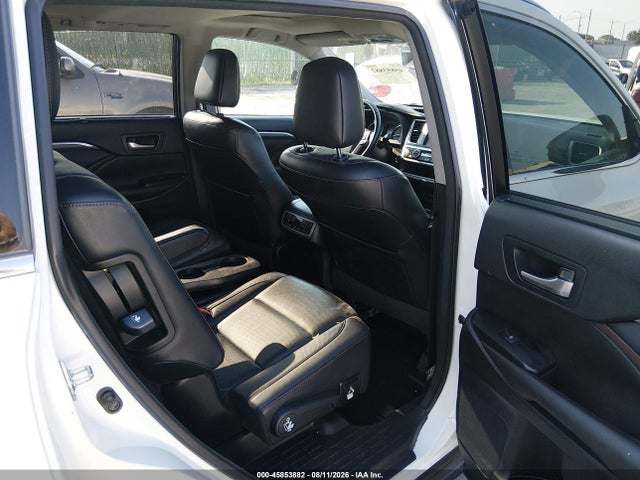 Toyota Highlander Limited 2017 5TDDZRFH9HS436296 Image 8
