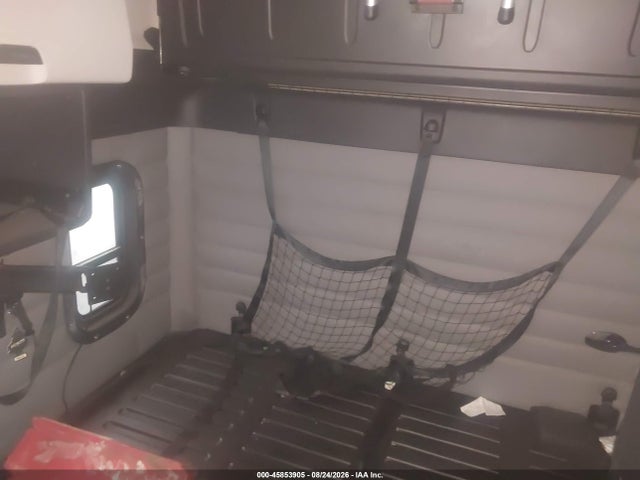Продаж на аукціоні авто 2021 Freightliner New Cascadia 126, vin: 3AKJHHDR4MSMP7648, номер лоту: 45853905