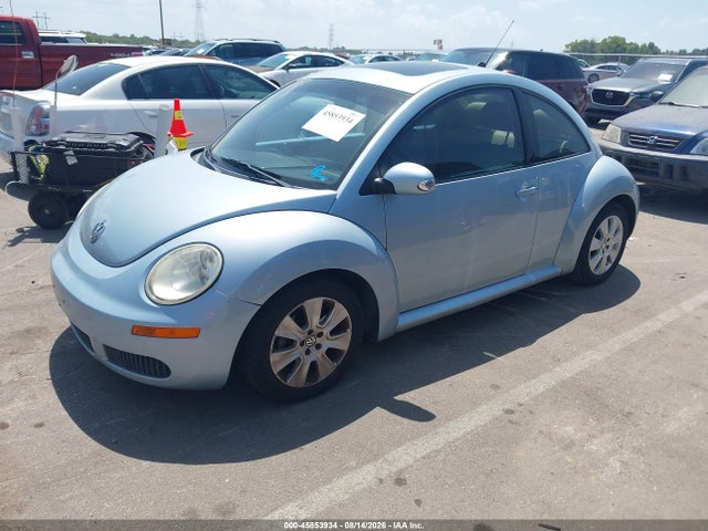2010 Volkswagen New Beetle 2.5l მანქანა იყიდება აუქციონზე, vin: 3VWRW3AGXAM022859, აუქციონის ნომერი: 45853934