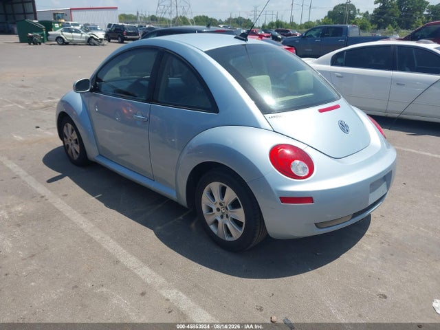 2010 Volkswagen New Beetle 2.5l მანქანა იყიდება აუქციონზე, vin: 3VWRW3AGXAM022859, აუქციონის ნომერი: 45853934