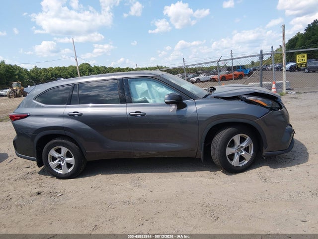 45853984 :رقم المزاد ، 5TDBZRBH2NS169155 vin ، 2022 Toyota Highlander Le مزاد بيع