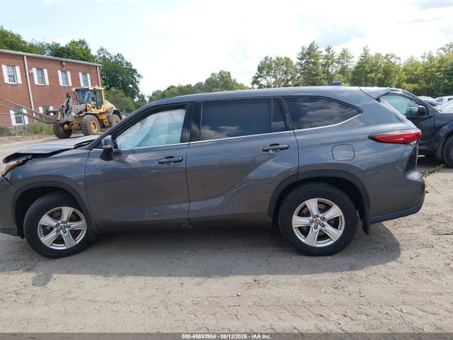 45853984 :رقم المزاد ، 5TDBZRBH2NS169155 vin ، 2022 Toyota Highlander Le مزاد بيع