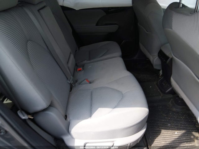 45853984 :رقم المزاد ، 5TDBZRBH2NS169155 vin ، 2022 Toyota Highlander Le مزاد بيع
