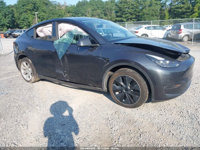 Продажа на аукционе авто 2024 Tesla Model Y Long Range Dual Motor All-wheel Drive, vin: 7SAYGDEE1RF986408, номер лота: 45854008