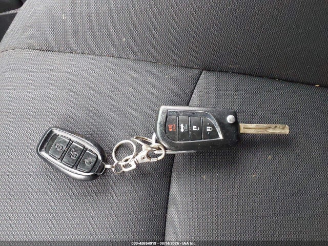 Продажа на аукционе авто 2021 Toyota Corolla Le, vin: JTDEPMAE9MJ177472, номер лота: 45854019