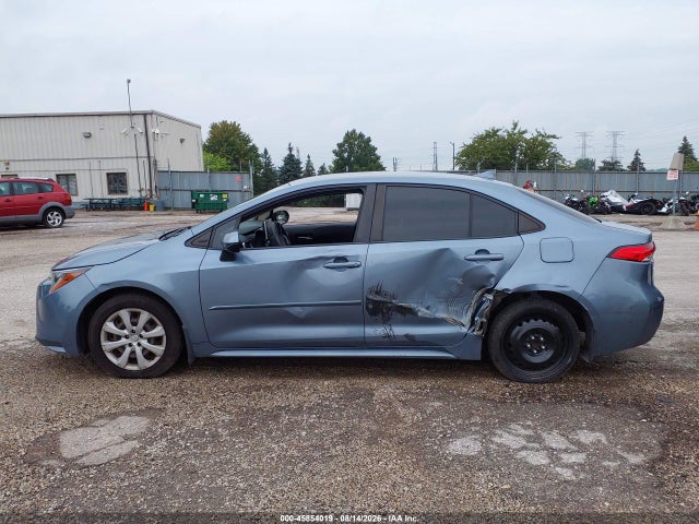 Продажа на аукционе авто 2021 Toyota Corolla Le, vin: JTDEPMAE9MJ177472, номер лота: 45854019