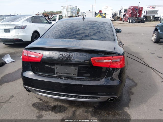 2014 Audi A6 3.0t Premium Plus მანქანა იყიდება აუქციონზე, vin: WAUHGAFC2EN093357, აუქციონის ნომერი: 45854043
